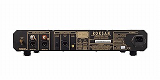 ��� CD ��� ROKSAN CASPIAN M2