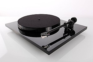 ������ Rega Planar 1