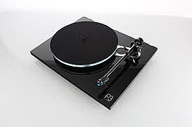 ������ Rega Planar 3