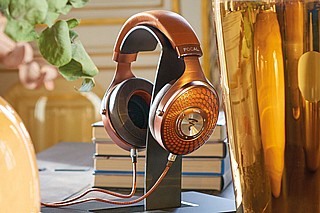 ������� � Focal Stellia